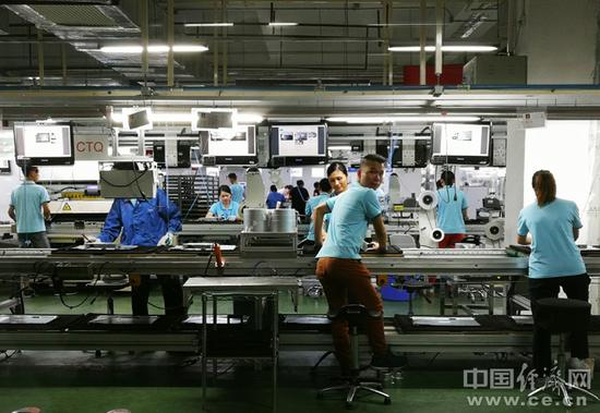 北海工业园区内的作业车间。经济日报-中国经济网记者 宋雅静/摄