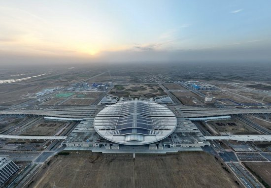 2024年3月29日，京雄城际铁路雄安站（无人机照片）。新华社记者 牟宇 摄