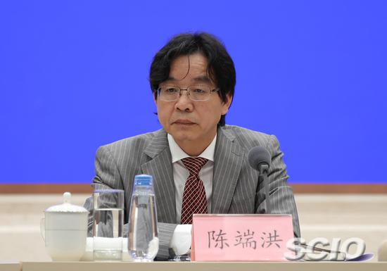 北京大学法学院教授、全国人大常委会澳门基本法委员会委员陈端洪（张馨 摄）