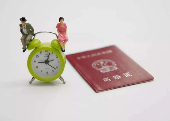 2021年1月1日起，离婚程序中将增加30天冷静期。图源：澎湃新闻