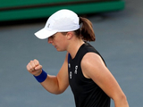 澳网女单第三轮：斯瓦泰克战胜卡林斯卡娅，晋级澳网16强