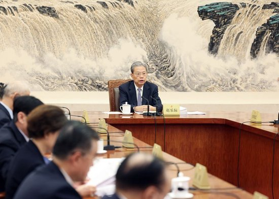 4月20日下午，十四届全国人大常委会第六十五次委员长会议在北京人民大会堂举行。赵乐际委员长主持会议。新华社记者 刘卫兵 摄