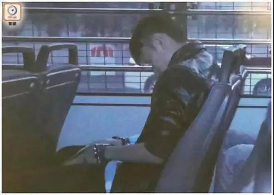  陈同佳因“洗黑钱”相关罪名在香港被判刑（港媒截图）