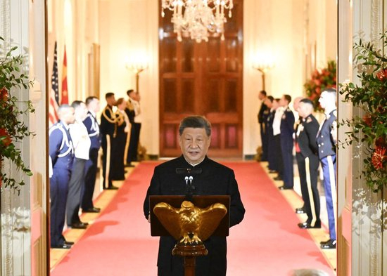 当地时间9月24日晚，美国总统特朗普和夫人梅拉尼娅为中国国家主席习近平和夫人彭丽媛在白宫举行欢迎国宴。这是习近平致辞。新华社记者 申宏 摄