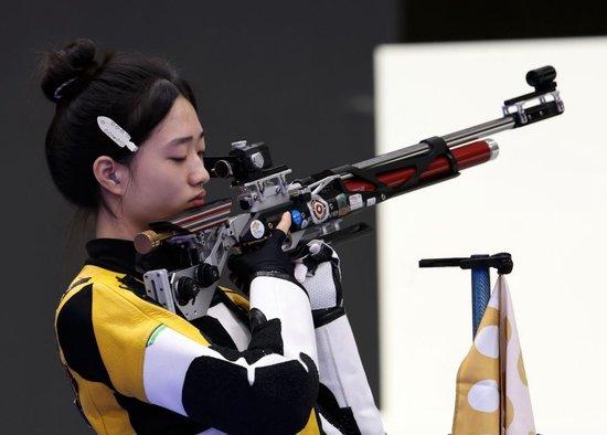 黄雨婷/盛李豪巴黎奥运夺冠 中国选手 奥运会 黄雨婷 比赛 盛李豪 颁奖仪式 冠军 决赛 组合 选手 sina.cn 第17张