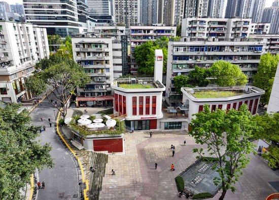 这是2024年4月23日拍摄的重庆市九龙坡区谢家湾街道民主村社区（无人机照片）。