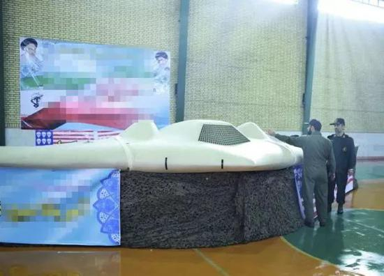 ▲资料图片：伊朗军方公开展示俘获的美军RQ-170无人侦察机。