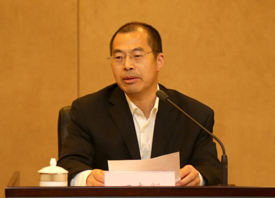 丁克毅&nbsp; 大连民族大学 图