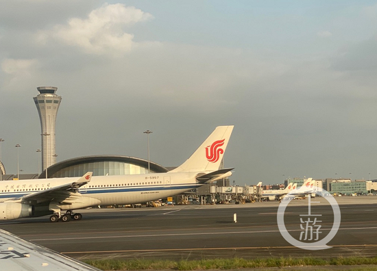 中国民航市场在全球率先复苏。/记者胡磊