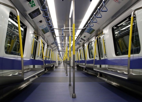  国产新列车Q-Train的车厢内部（2022年12月21日摄）。新华社记者 李钢 摄