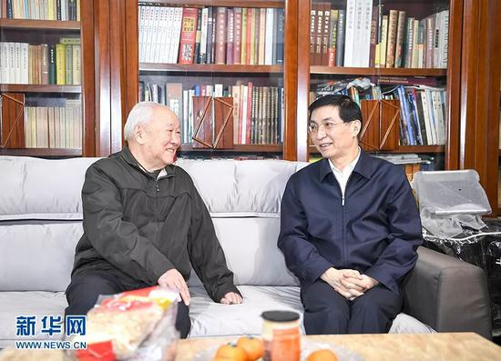 王沪宁与金冲及