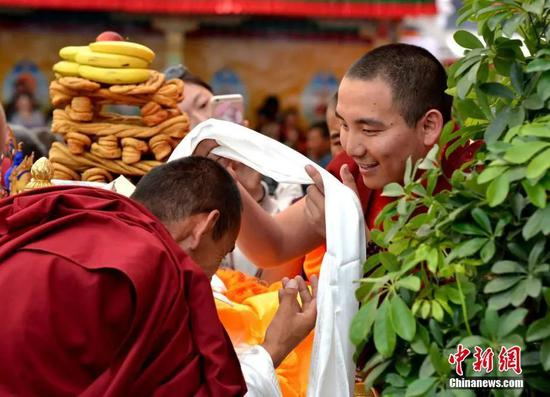  资料图：2016年7月10日，协·扎西格培寺创建700周年暨重建大殿落成典礼在西藏自治区日喀则市谢通门县举行。李林 摄