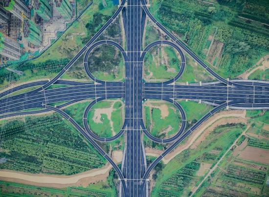  ▲&nbsp;中牟互通的立交桥。图/图虫·创意