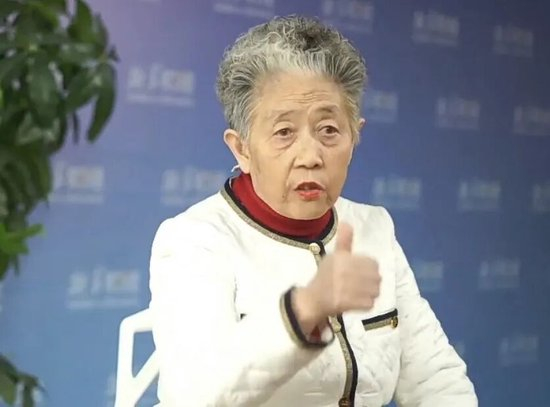 老干妈创始人陶华碧 图源：新华财经