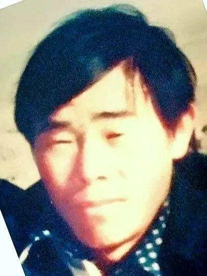 嫌疑东说念主像片