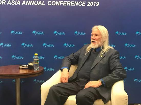  国是直通车 孙秋霞 摄