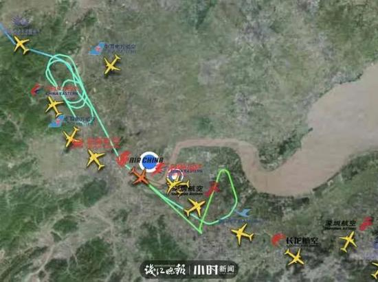  这些是昨晚机场上空情况