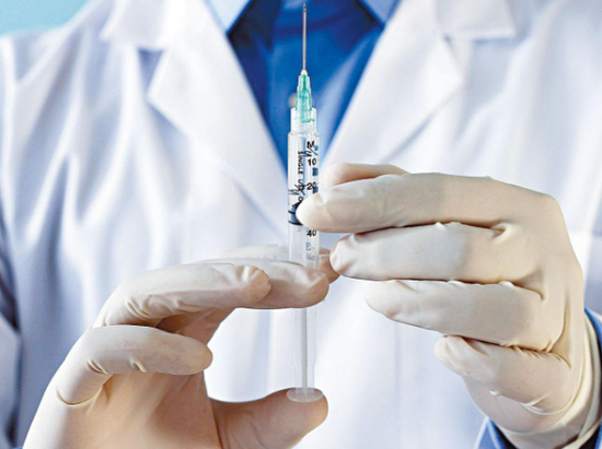  ▲SMA患儿目前唯一的希望，是一针70万元的进口精准靶向药物。图据VOX