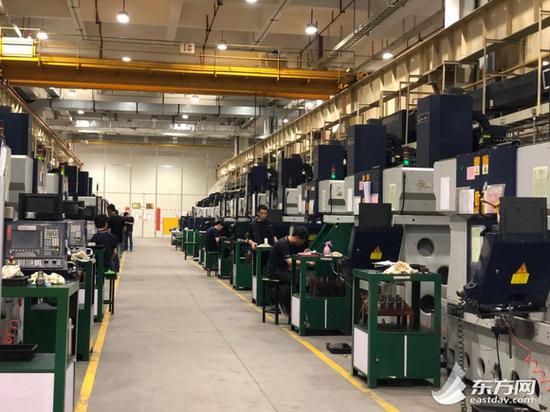 图片说明：刘建兵的工作车间