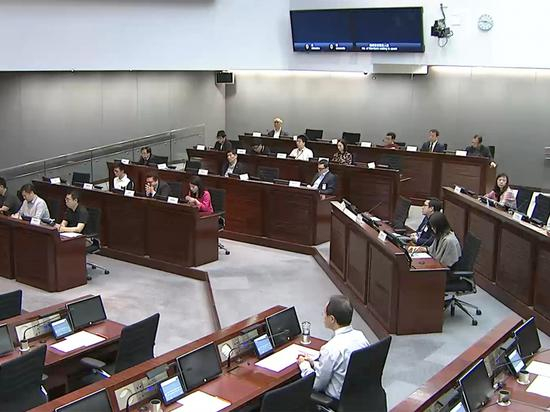 公听会现场（图：港媒）