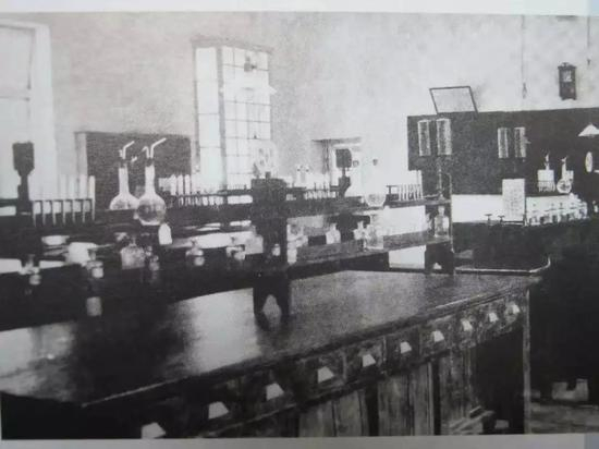　　△钱学森就读的北京师大附中。1923年至1929年，钱学森在北师大附中学习。多年后，钱学森回忆，在那里度过了一辈子也忘不了的6年。