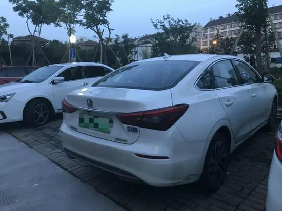  失踪女童和两名自杀男女于7月7日乘坐的网约车。新京报记者祖一飞 摄