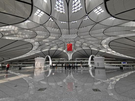  大兴国际机场航站楼中心 中新社 王庆凯 摄