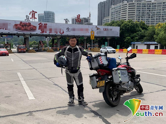 　周浩骑行到宜昌。本人供图