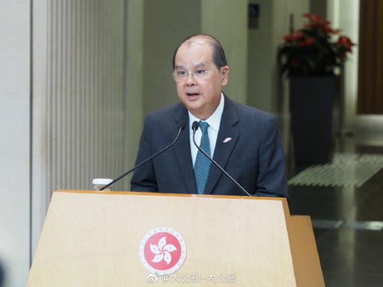 　　署理行政长官张建宗今日表示，草案明日正式撤回，争议的议题已不复存在。（大公文汇全媒体记者何燊亮摄）