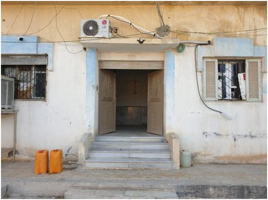  库尔德人掌管的一所监狱。图源：纽约时报