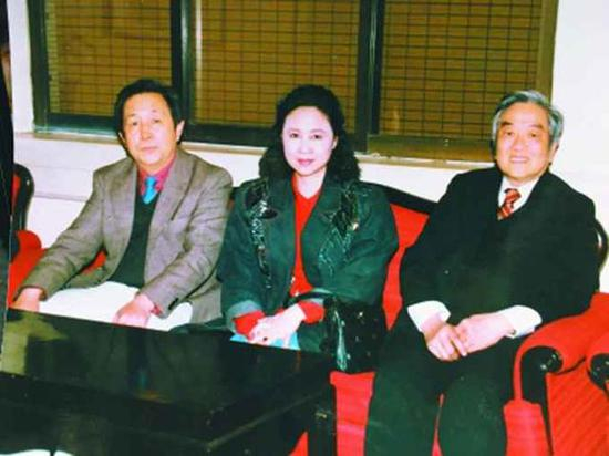  从维熙与琼瑶夫妇的合影