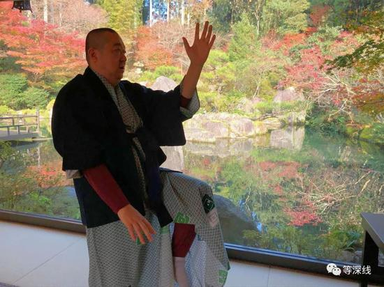 许振东在日本留影&nbsp;&nbsp;&nbsp;图片来自网络