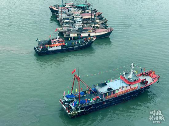  △澳门水域。（央视记者王志明拍摄）