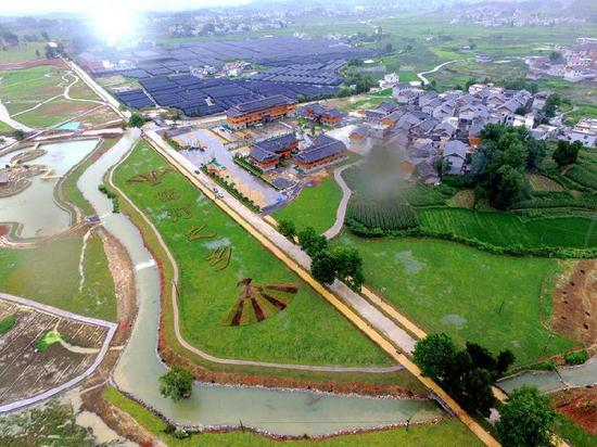  总投资5亿元的独山天洞景区 图据独山县政府官网