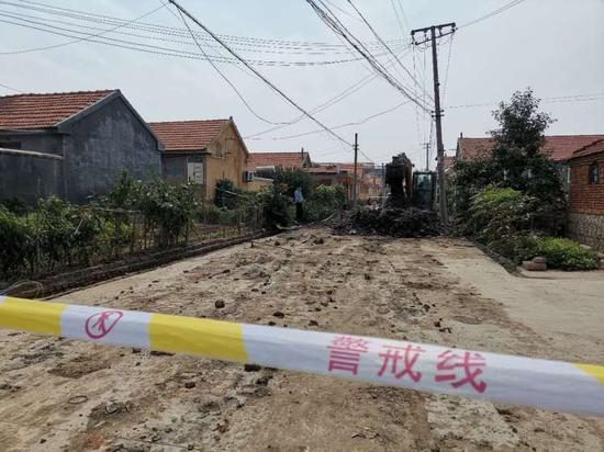 现场已经拉上了警戒线&nbsp;