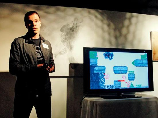  游戏出品方介绍有助于治疗眼疾的游戏《挖矿工快跑》。图/视觉中国