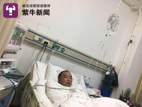 王勇在医院接受治疗