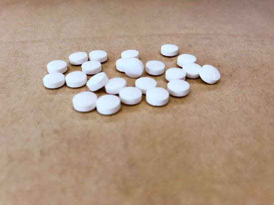  记者摸排多地政策发现，目前，还有部分城市的职工医保存在着较长的“等待期”。