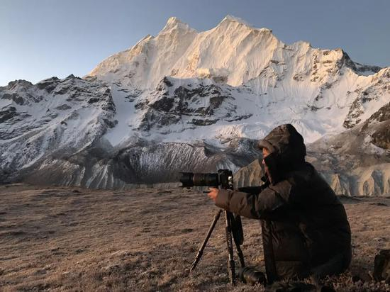 王相军在拍摄。受访者供图
