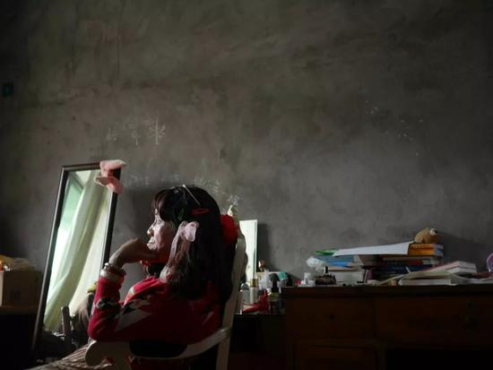 刘佩麟在家中。新京报记者王嘉宁&nbsp;摄