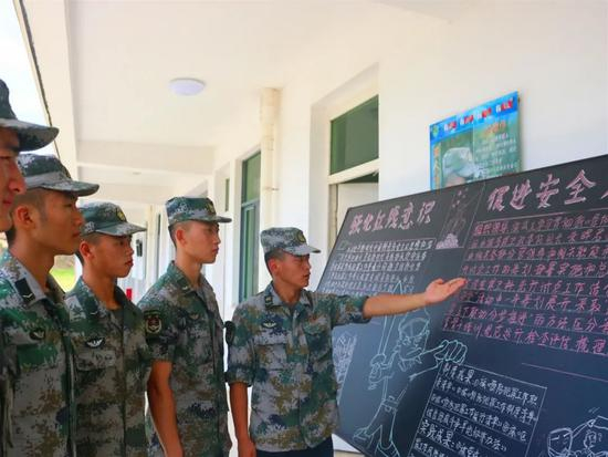 强化防间保密意识。