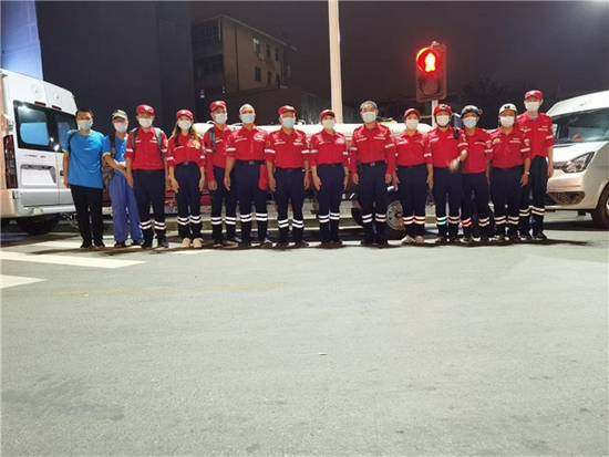 （郑州市红十字水上义务救援队集结）