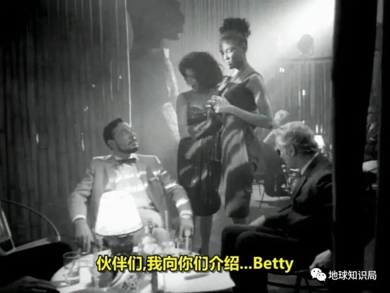（剧照：卡拉托佐夫——《我是古巴》）