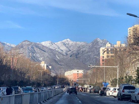 垣曲县三面环山,2023年12月13日至16日出现大规模停电。受访者供图