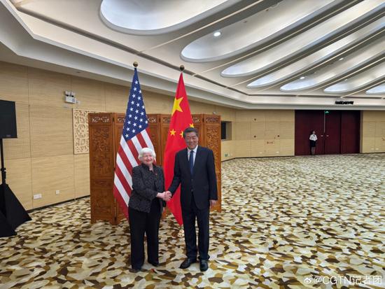 4月5日下午，中共中央政治局委员、国务院副总理何立峰在广州会见美财政部部长耶伦