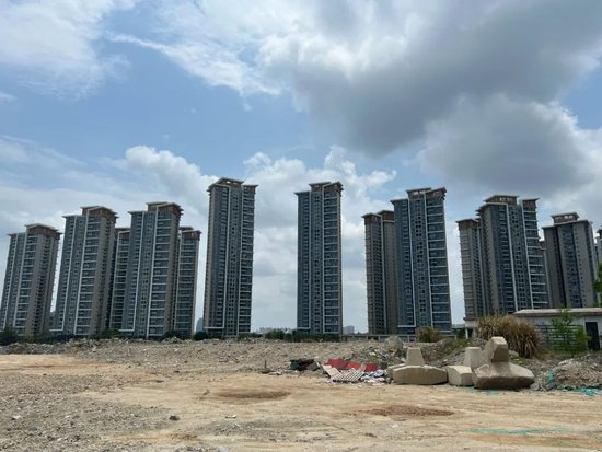  海花岛木棉园小区高层建筑。陈标志/摄