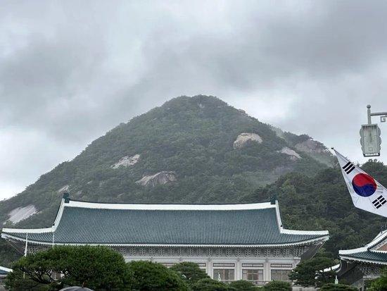 2023年7月，笔者拍摄于首尔青瓦台