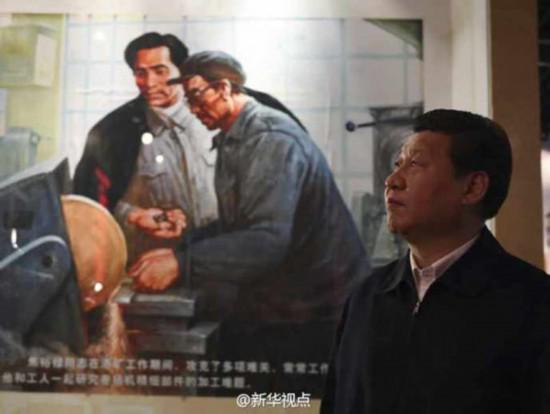 2014年3月，习近平来到焦裕禄同志纪念馆参观。