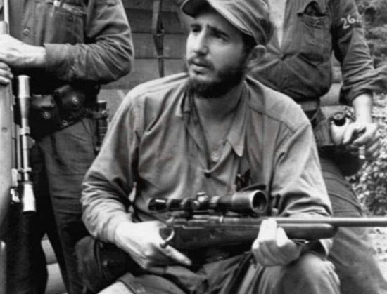 ·菲德尔·卡斯特罗