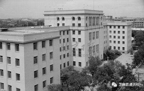 1959年4月1日，新建的市委大楼。&nbsp; 陈肇宗/摄
